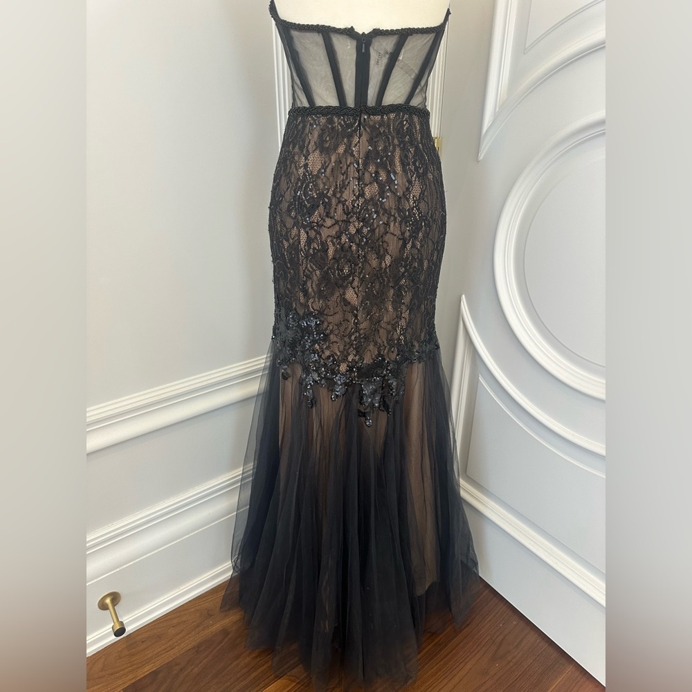 Galina Signature Black Formal Sequin Lace Mesh Strapless Corset Gown (Size 2) - Picture 6 of 16